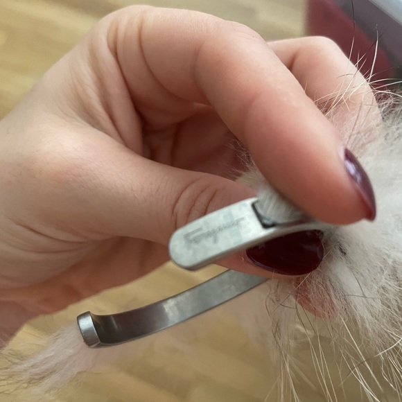 Salvatore Ferragamo fur and metal bangle - Picture 3 of 3